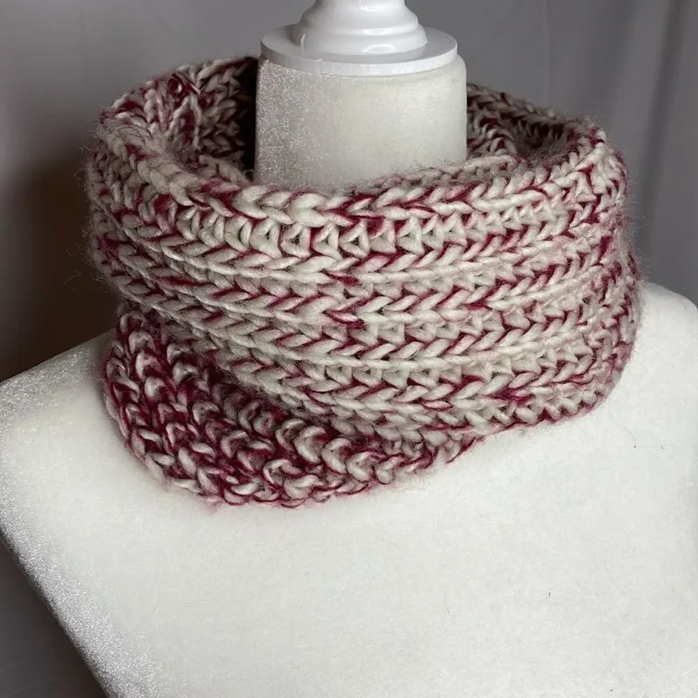 Scarf Infinity Chunky knit warm and cozy